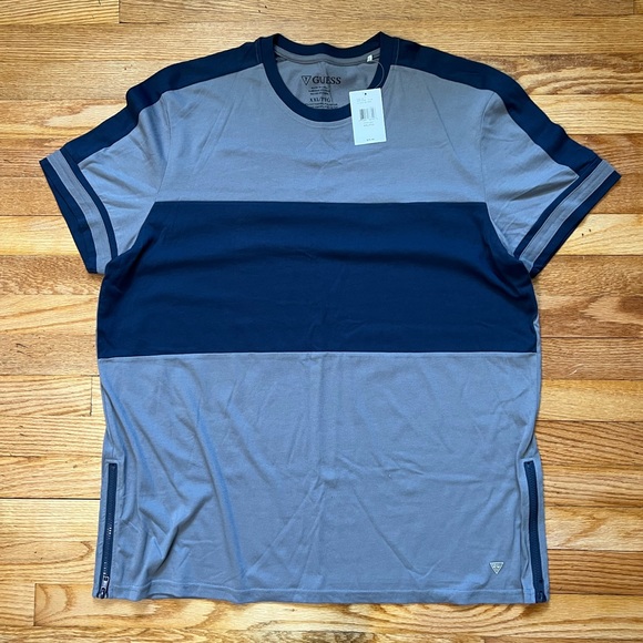 Men's Guess Grey and Navy Blue Short Sleeve Shirt with Zippers NWT
